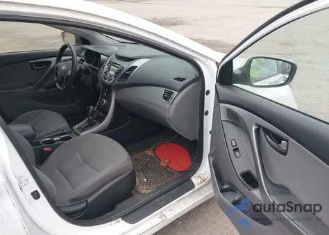 2016 Hyundai Elantra Se из США, поврежденный, VIN 5NPDH4AE7GH747054